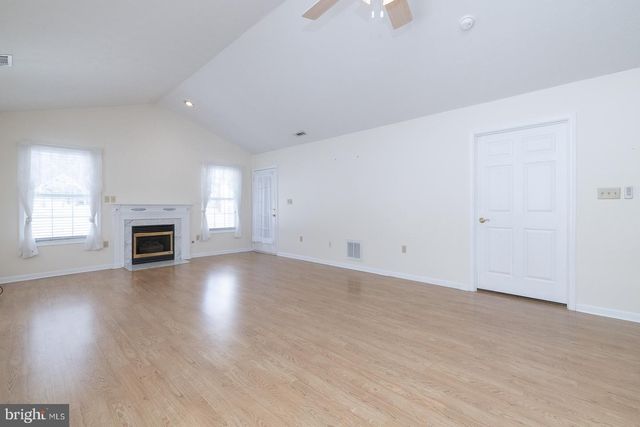 1885 ROSSER LN, Winchester, VA 22601