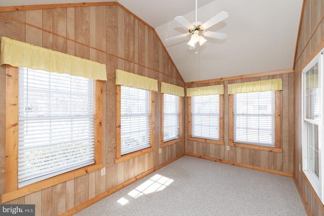 1885 ROSSER LN, Winchester, VA 22601