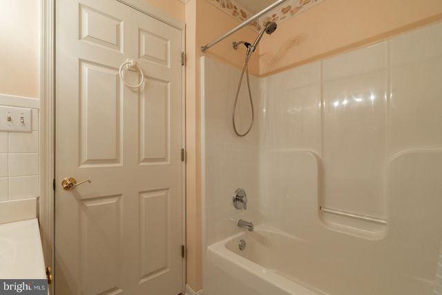 1885 ROSSER LN, Winchester, VA 22601