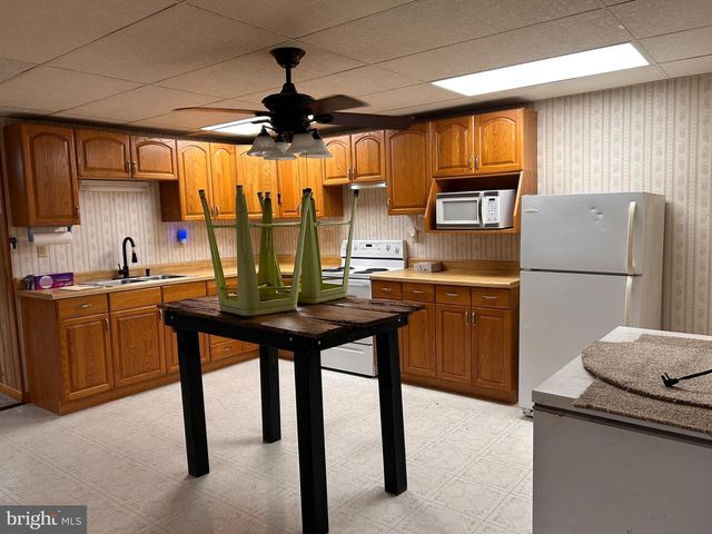 1390 OLD 220 RD, Bellefonte, PA 16823