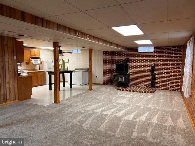 1390 OLD 220 RD, Bellefonte, PA 16823