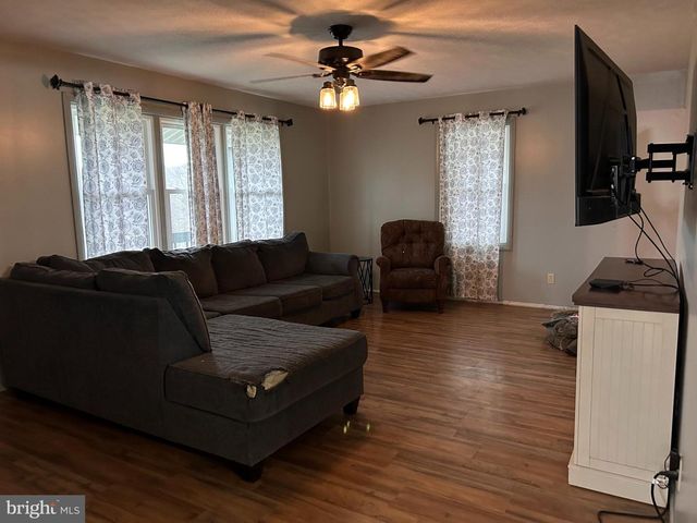 1390 OLD 220 RD, Bellefonte, PA 16823