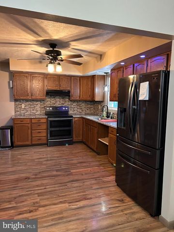 1390 OLD 220 RD, Bellefonte, PA 16823