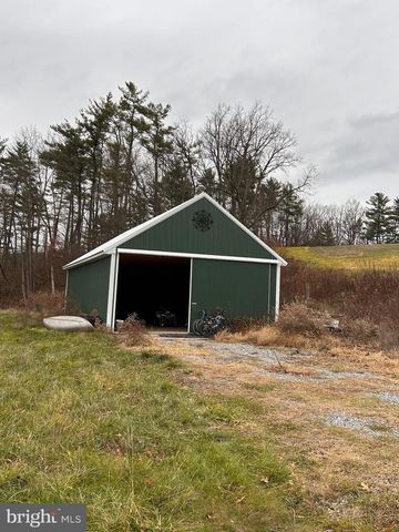 1390 OLD 220 RD, Bellefonte, PA 16823