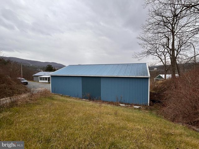 1390 OLD 220 RD, Bellefonte, PA 16823