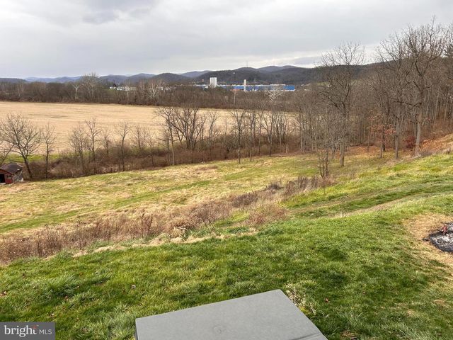 1390 OLD 220 RD, Bellefonte, PA 16823