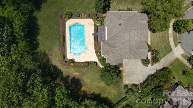 699 Beacontree Court NW, Concord, NC 28027