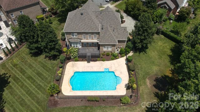 699 Beacontree Court NW, Concord, NC 28027