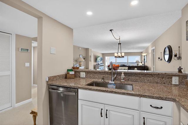 1012 N Ocean Boulevard 408, Pompano Beach, FL 33062
