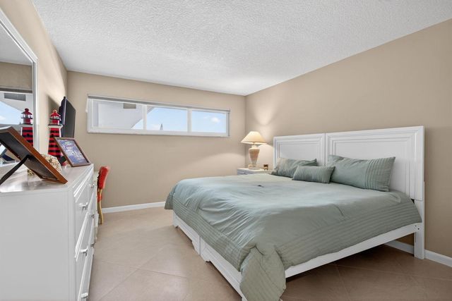 1012 N Ocean Boulevard 408, Pompano Beach, FL 33062