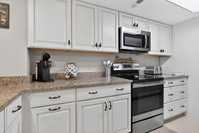 1012 N Ocean Boulevard 408, Pompano Beach, FL 33062