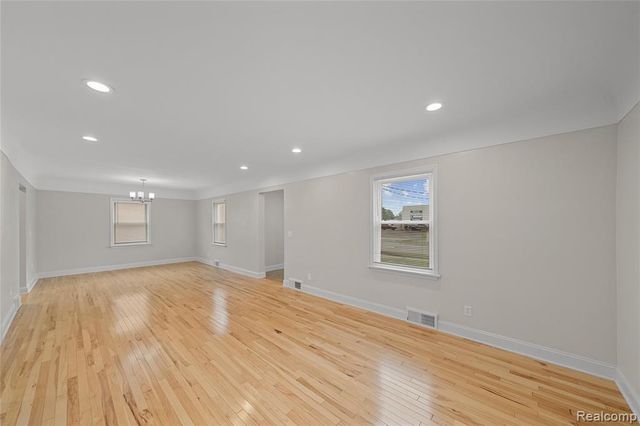 11610 Cardwell Street, Livonia, MI 48150