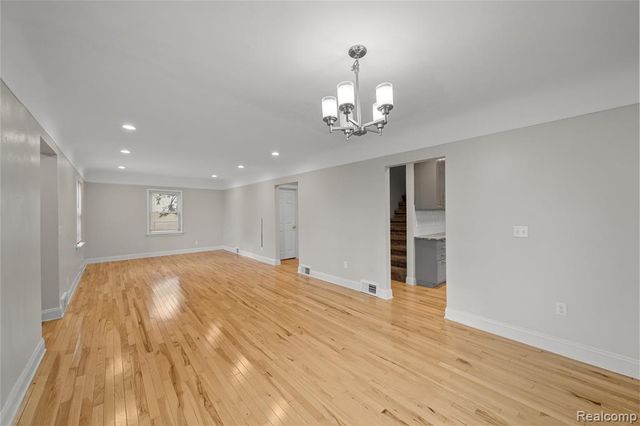 11610 Cardwell Street, Livonia, MI 48150