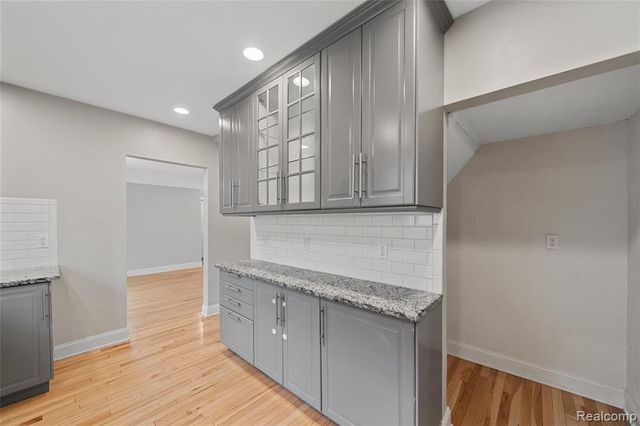 11610 Cardwell Street, Livonia, MI 48150