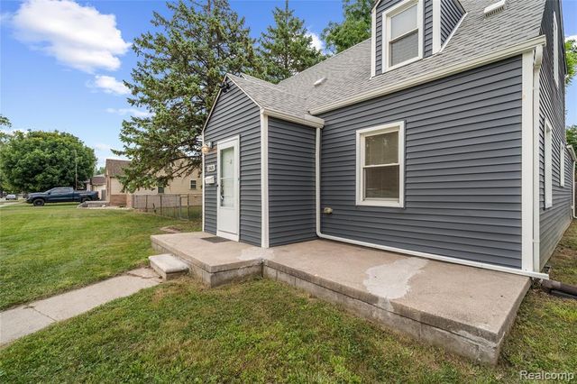 11610 Cardwell Street, Livonia, MI 48150