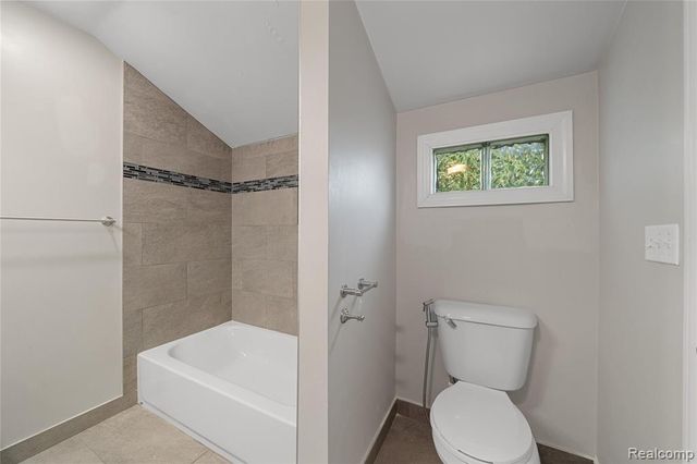 11610 Cardwell Street, Livonia, MI 48150