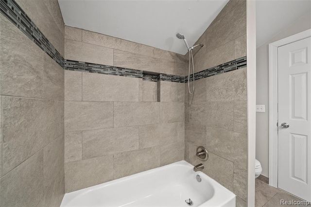11610 Cardwell Street, Livonia, MI 48150