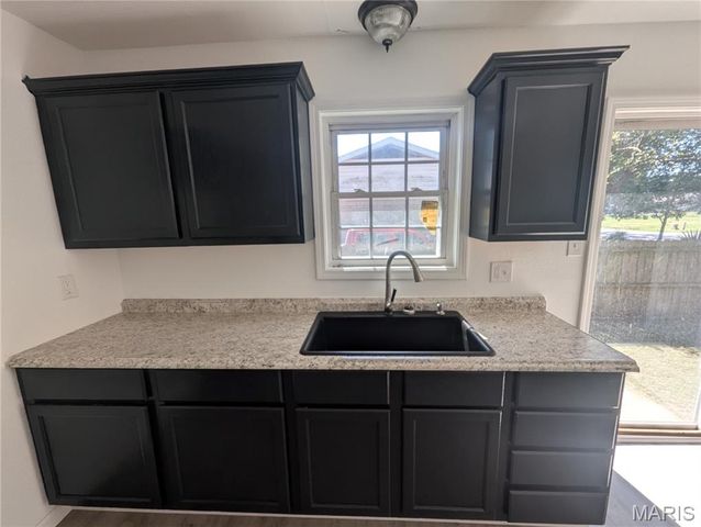 301 E Jackson, Hayti, MO 63851