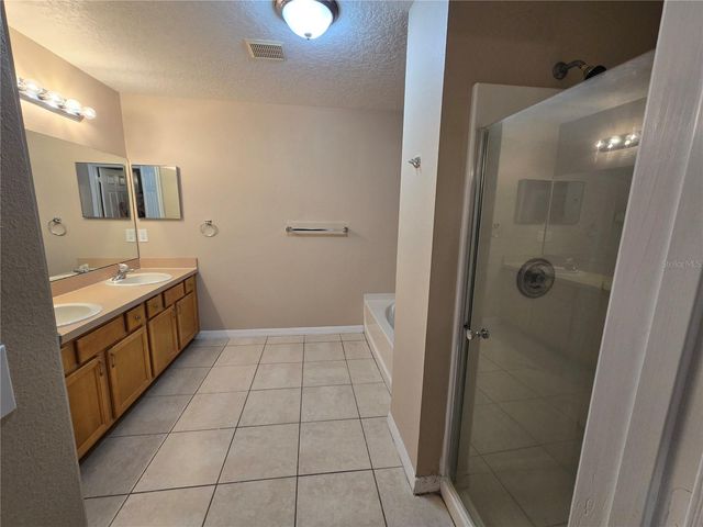 8 WINDROSE DRIVE, Orlando, FL 32824