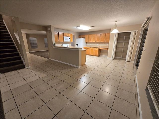 8 WINDROSE DRIVE, Orlando, FL 32824