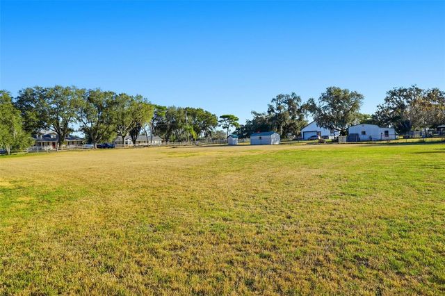 7005 CRIPPLE CREEK ROAD, Plant City, FL 33565