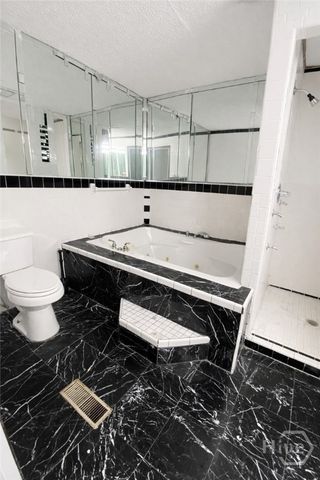 1611 E Henry Street B, Savannah, GA 31404