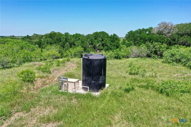 1325 Boulder Lane, Dale, TX 78616
