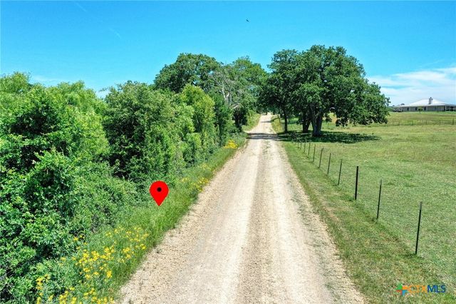 1325 Boulder Lane, Dale, TX 78616