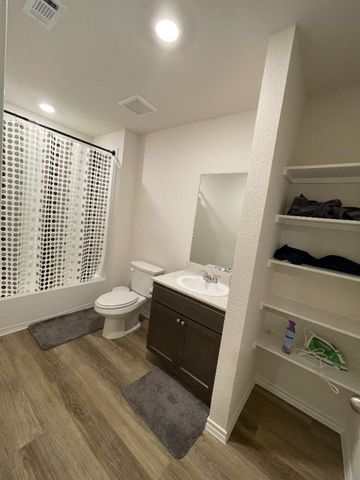 844 Moonglade Road, Lavon, TX 75166