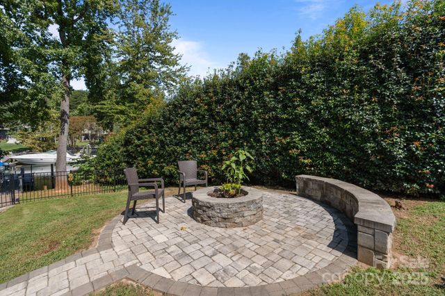 21208 Rio Oro Drive, Cornelius, NC 28031