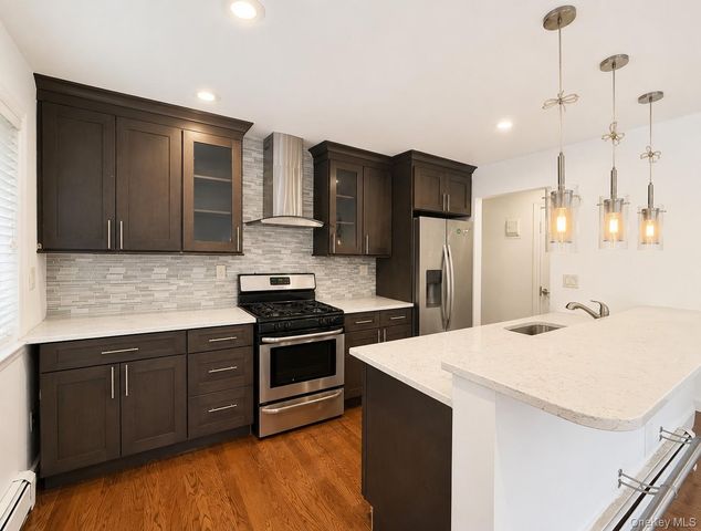 330 Central Park Avenue F8, Scarsdale, NY 10583