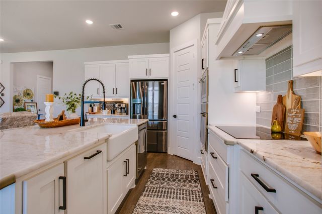 1730 Blackfoot Parkway, Waxahachie, TX 75165