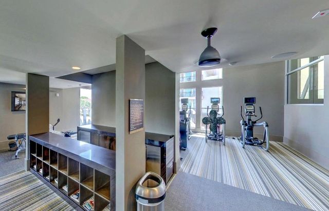 2111 Westheimer Rd Road 1401, Houston, TX 77098