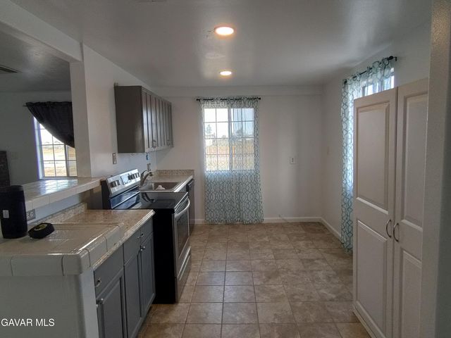 4987 Elder Avenue, Rosamond, CA 93560