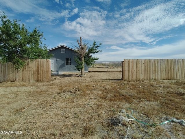 4987 Elder Avenue, Rosamond, CA 93560