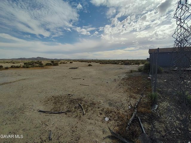 4987 Elder Avenue, Rosamond, CA 93560