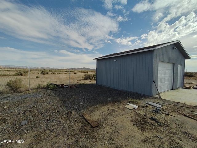 4987 Elder Avenue, Rosamond, CA 93560