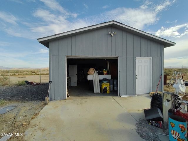 4987 Elder Avenue, Rosamond, CA 93560