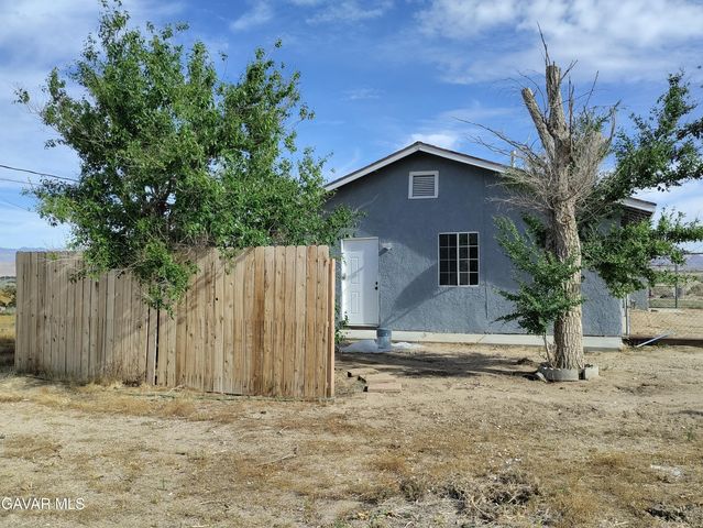 4987 Elder Avenue, Rosamond, CA 93560