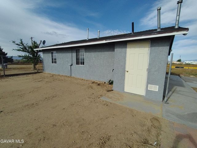 4987 Elder Avenue, Rosamond, CA 93560
