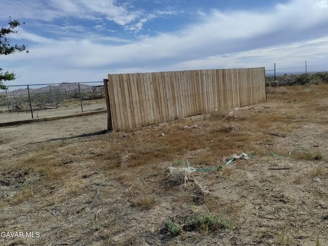 4987 Elder Avenue, Rosamond, CA 93560