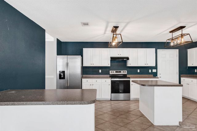 7604 Brewster St, Navarre, FL 32566