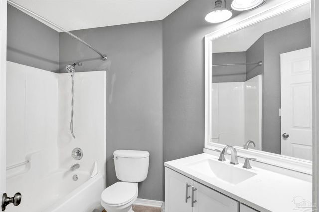 7604 Brewster St, Navarre, FL 32566