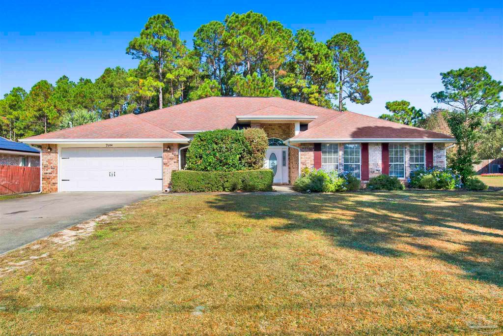 7604 Brewster St, Navarre, FL 32566