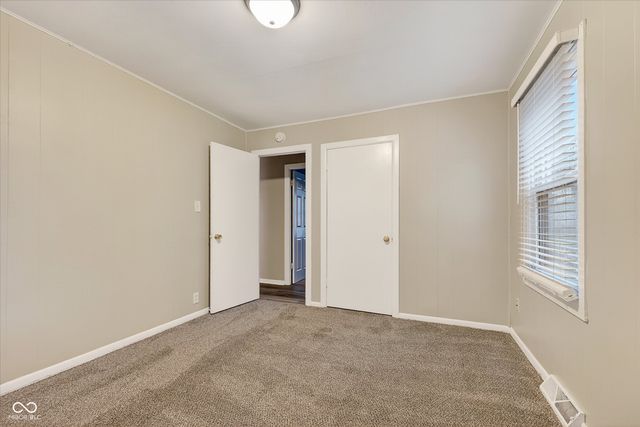 307 Crestview Court, Chesterfield, IN 46017