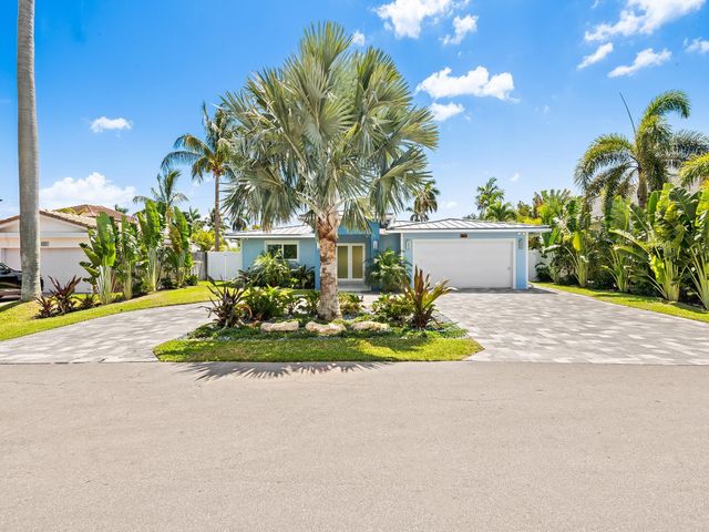 2754 NE 31st Court, Lighthouse Point, FL 33064