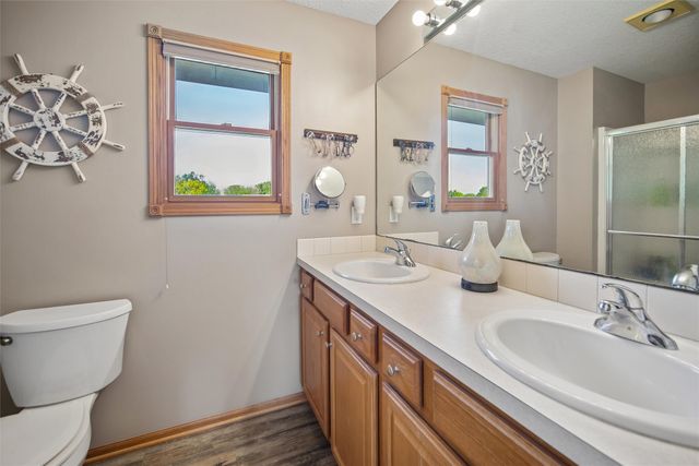 1710 3rd Avenue SE, Altoona, IA 50009