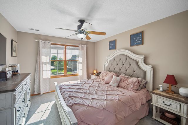 1710 3rd Avenue SE, Altoona, IA 50009