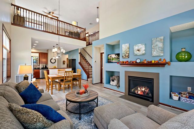 18062 Kindred Court, Lakeville, MN 55044