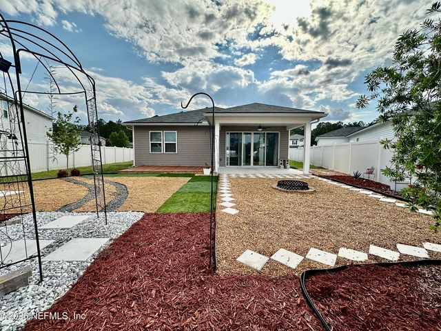1443 TROPICAL PINE COVE Cove, Middleburg, FL 32068